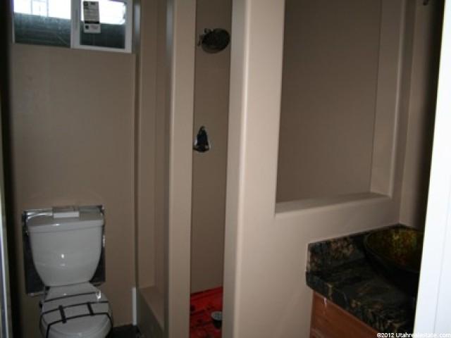 5420 S 2300 W, Roy, UT 84067 — photo 8