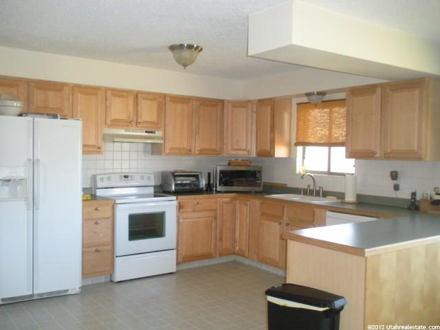 9135 S 200 W, Paradise, UT 84328 — photo 2