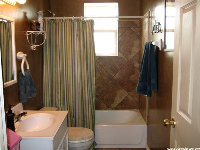 1384 E 850 N, Layton, UT 84040 — photo 11