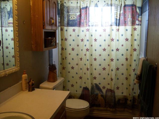 4238 S 1500 E, Vernal, UT 84078 — photo 6