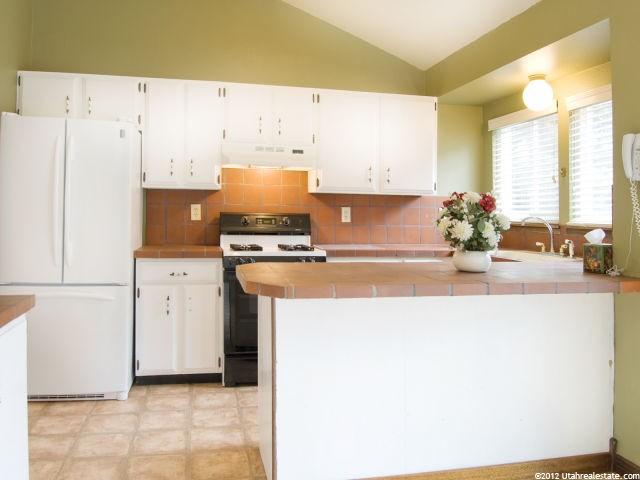 9983 S Falconview Dr, Sandy, UT 84092 — photo 4