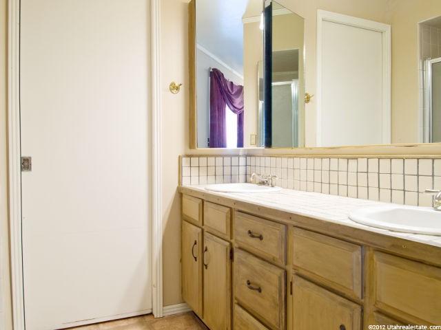 9983 S Falconview Dr, Sandy, UT 84092 — photo 8