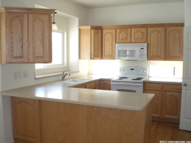 1584 N 125 W, Layton, UT 84041 — photo 4