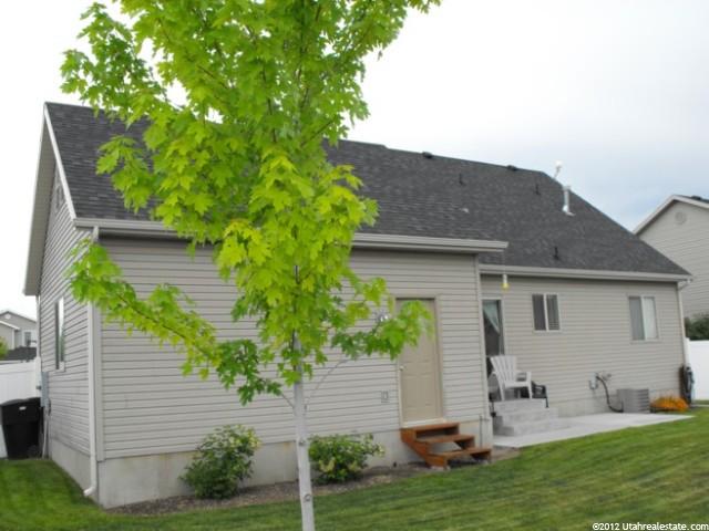 1371 W 2175 S, Woods Cross, UT 84087 — photo 5