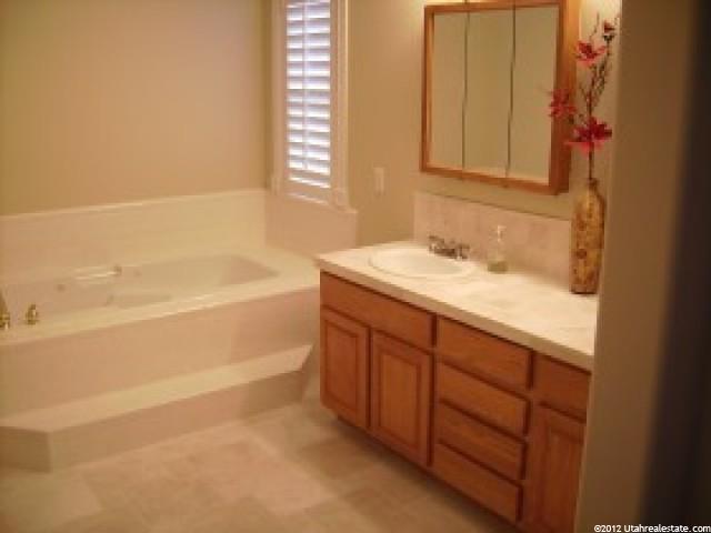 1777 Shoshone Dr, South Ogden, UT 84403 — photo 9