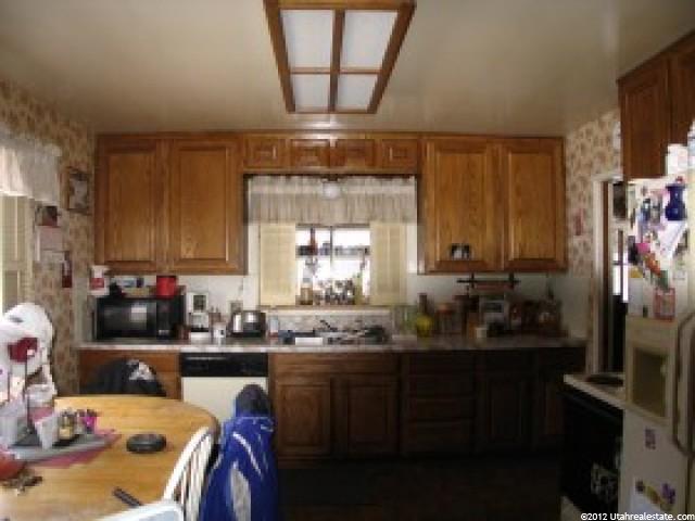 377 E Winchester St, Murray, UT 84107 — photo 4