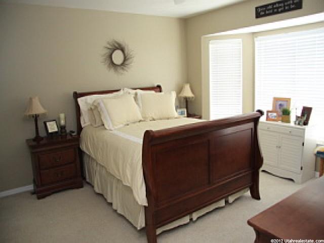 952 E Peregrine Ln, Sandy, UT 84094 — photo 6