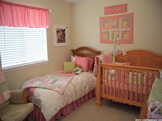 952 E Peregrine Ln, Sandy, UT 84094 — photo 9