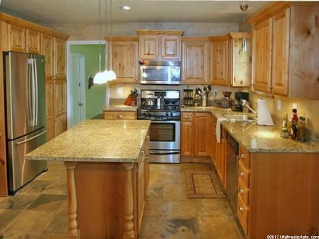 2286 E Woodchuck Way, Sandy, UT 84093 — photo 3