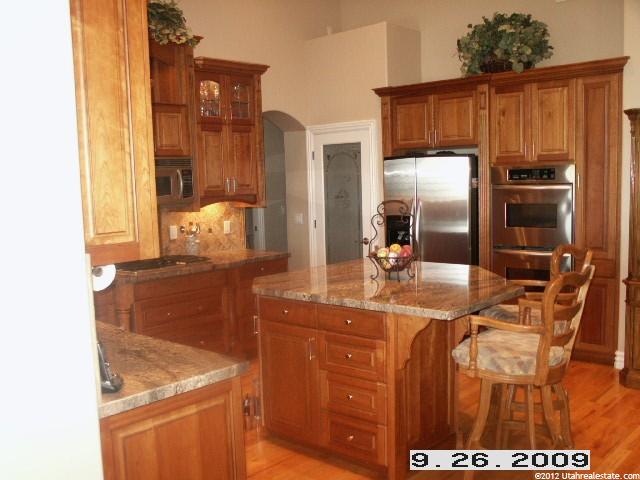 4208 S Foothill Cir, Bountiful, UT 84010 — photo 7
