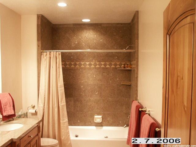 4208 S Foothill Cir, Bountiful, UT 84010 — photo 9