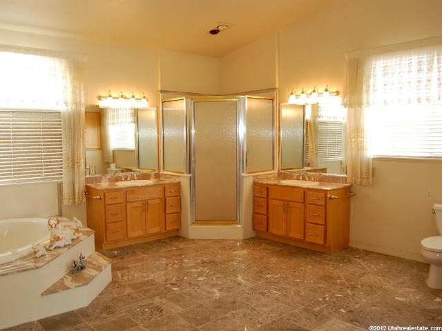 2089 W 5075 S, Roy, UT 84067 — photo 11