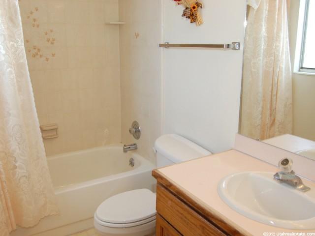 2089 W 5075 S, Roy, UT 84067 — photo 12
