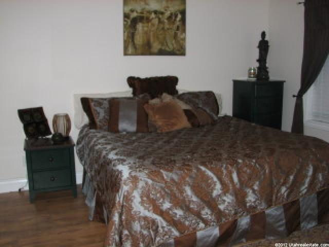 11331 Glen Croft Ln, Sandy, UT 84070 — photo 11