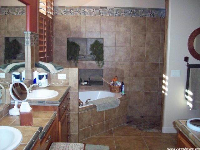 1165 Columbine Cir, Bloomington, UT 84790 — photo 10