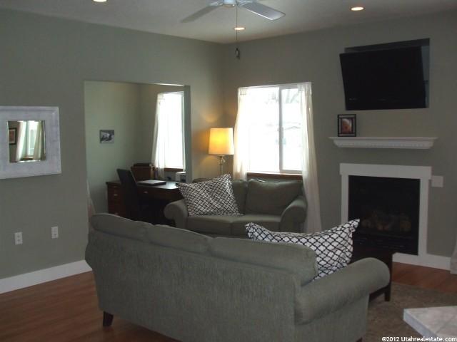 81 W Spring Creek Pkwy, Providence, UT 84332 — photo 3