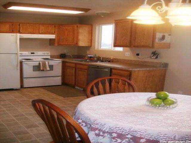 2386 S 2830 W, Syracuse, UT 84075 — photo 3