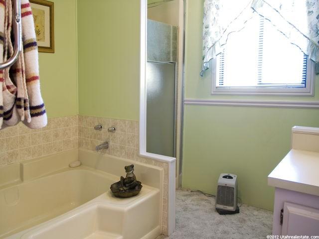 1350 W 300 N #8, Clearfield, UT 84015 — photo 9