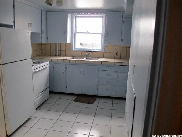 862 Patterson St, Ogden, UT 84403 — photo 2