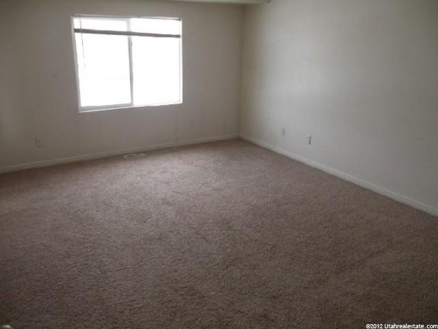 2072 N 550 W, Clinton, UT 84015 — photo 6