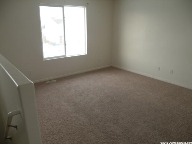 2072 N 550 W, Clinton, UT 84015 — photo 8