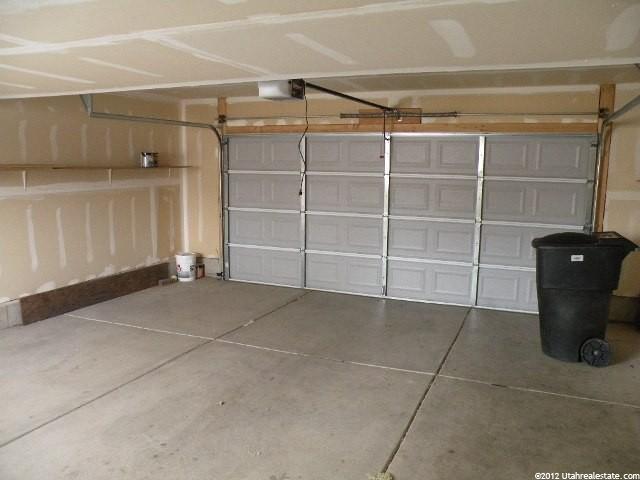 2072 N 550 W, Clinton, UT 84015 — photo 9