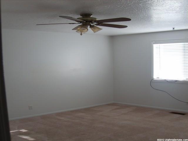 1147 W 2525 N, Layton, UT 84041 — photo 6