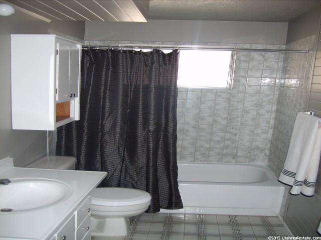 1147 W 2525 N, Layton, UT 84041 — photo 8