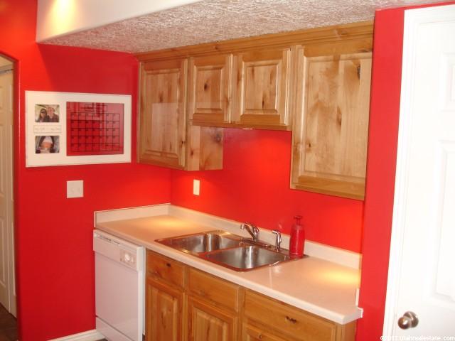 652 W 800 N #9, Clinton, UT 84015 — photo 3