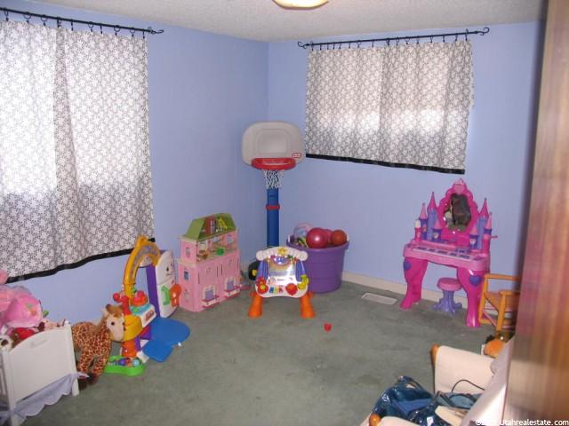 9190 S 300 E, Sandy, UT 84070 — photo 9