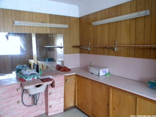 673 E 1000 S, Clearfield, UT 84015 — photo 9