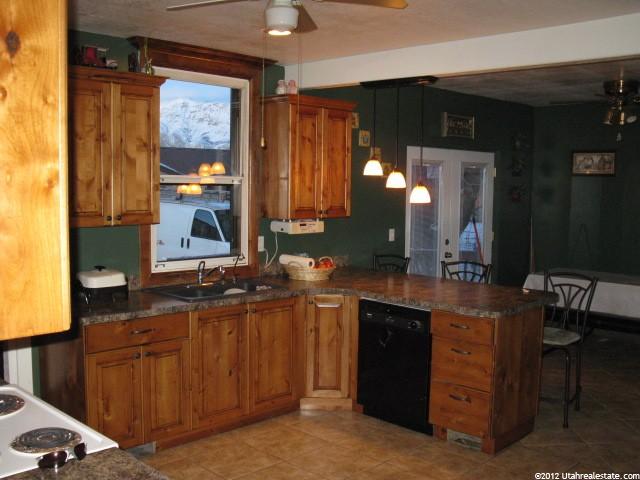 404 W 2nd St, Ogden, UT 84404 — photo 2