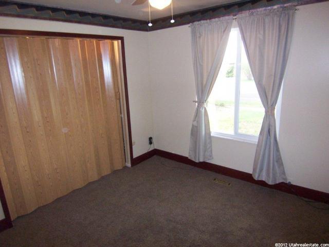 9555 S 1700 E, Sandy, UT 84092 — photo 3