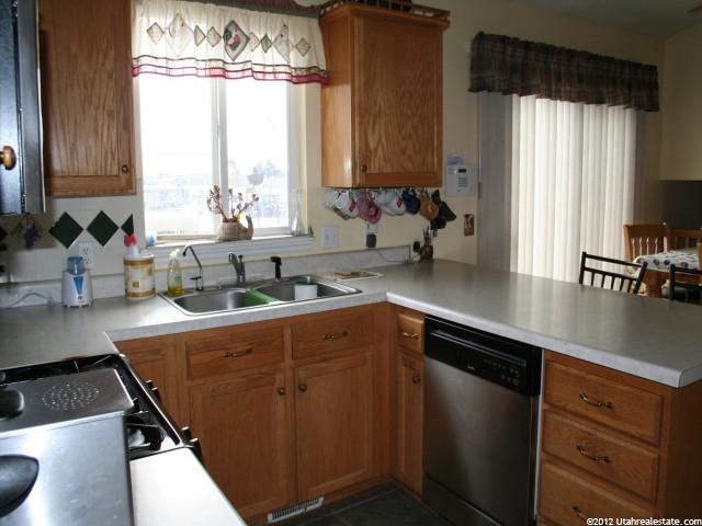 1877 W 2175 S, Syracuse, UT 84075 — photo 4