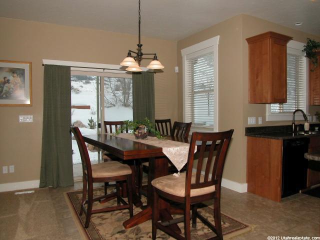 1240 S Grandview Dr, Providence, UT 84332 — photo 3