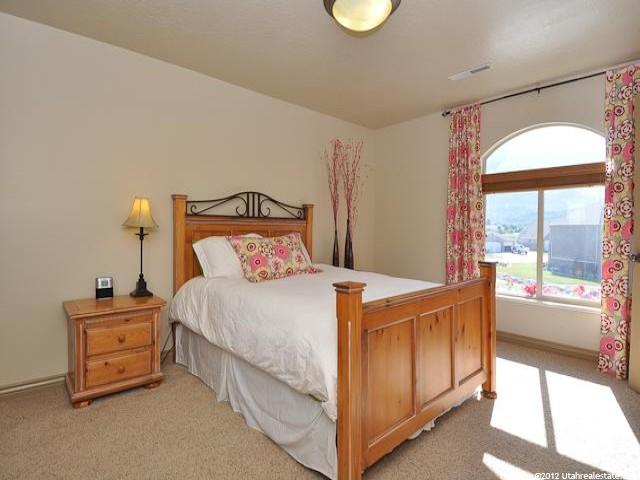 1624 E 7640 S, South Weber, UT 84405 — photo 11