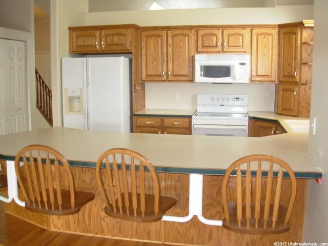 889 W 4100 S, Riverdale, UT 84405 — photo 4