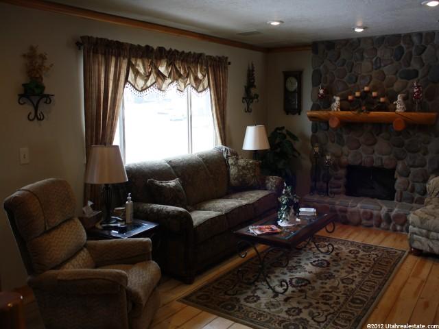 1298 E South Lisa St, Layton, UT 84040 — photo 2