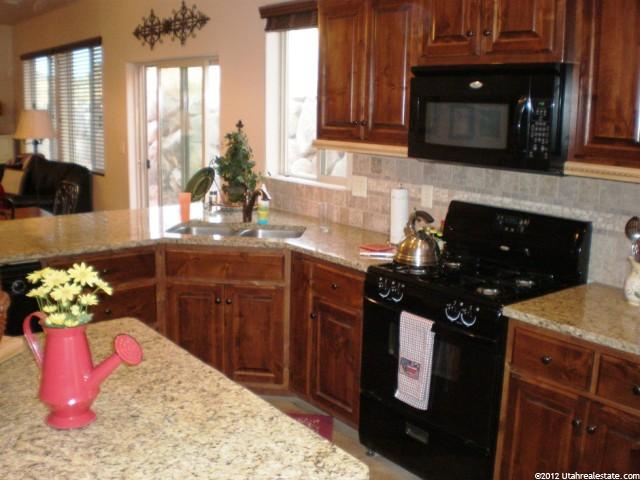 586 N Belair, Hurricane, UT 84737 — photo 7