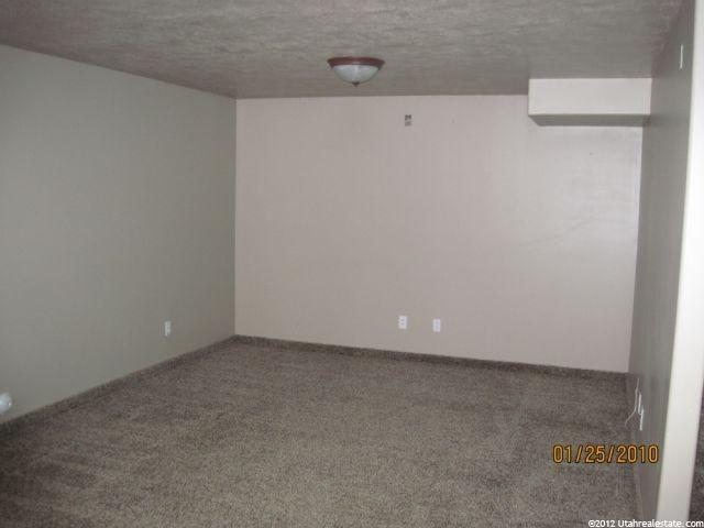 3402 N 2575 W, Farr West, UT 84404 — photo 12