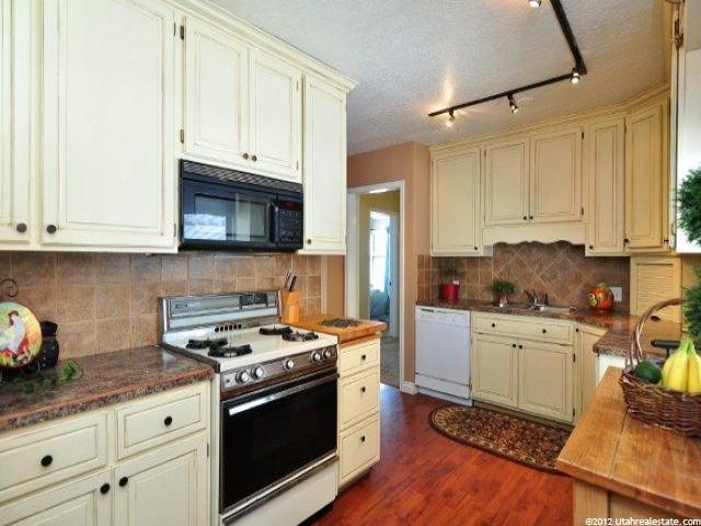 3970 S Raymond Ave E, South Ogden, UT 84403 — photo 2