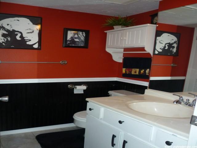 8744 S 620 E, Sandy, UT 84070 — photo 2