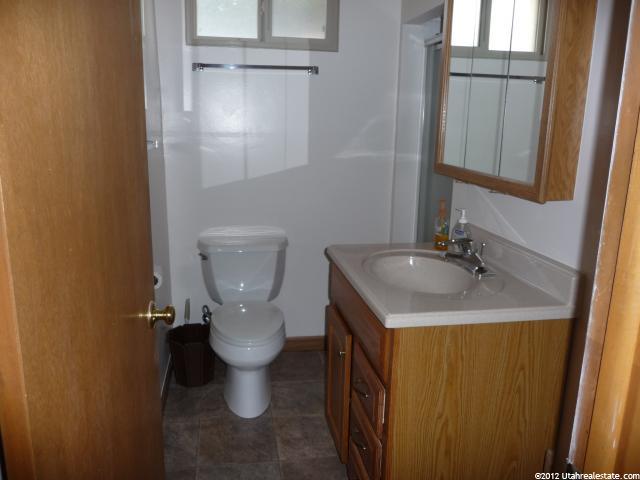 887 N 250 W, Sunset, UT 84015 — photo 5