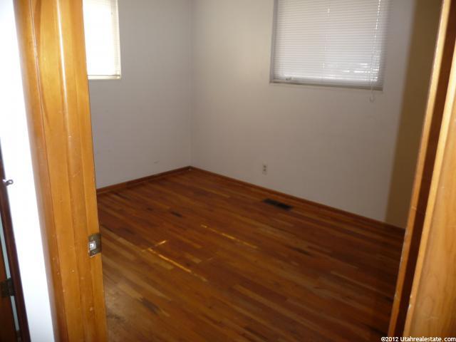 887 N 250 W, Sunset, UT 84015 — photo 10