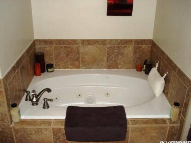 1423 Aberdeen Pl, Syracuse, UT 84075 — photo 10