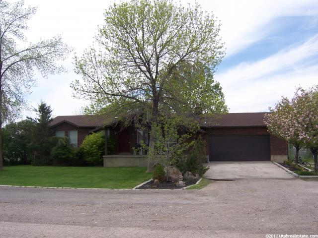 240 S 300 W, Mt Pleasant, UT 84647 — photo 2