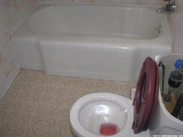 358 Mcmillan Ln, Murray, UT 84107 — photo 6
