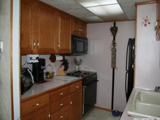 674 Lockwood Dr, Ogden, UT 84404 — photo 4