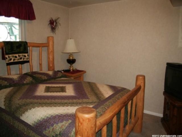 674 Lockwood Dr, Ogden, UT 84404 — photo 9