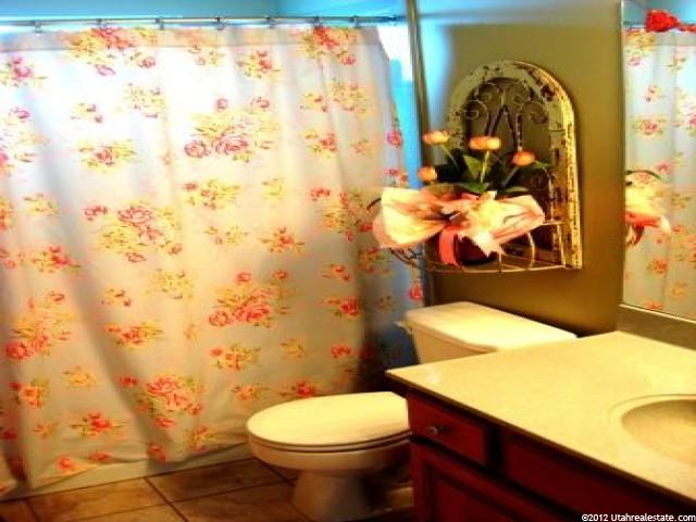 902 W 2075 S, Syracuse, UT 84075 — photo 11